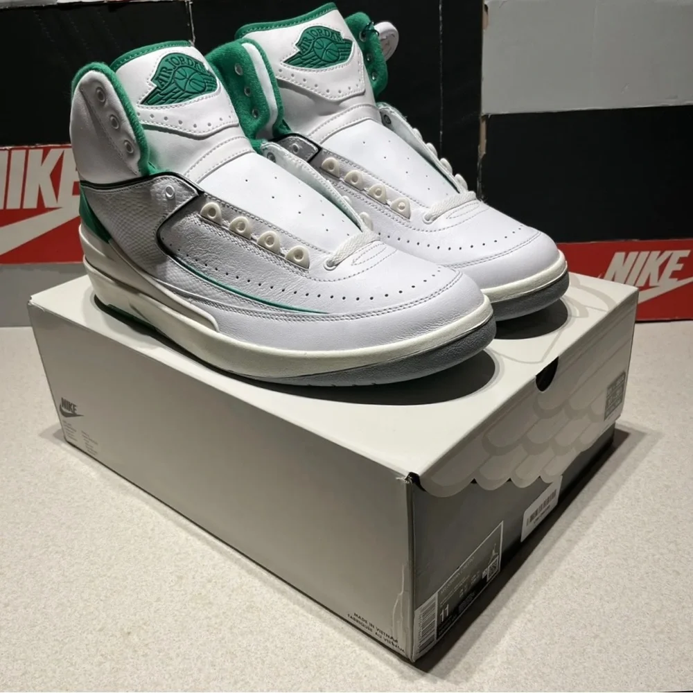 Air Jordan 2 White Sail Light Steel Grey Lucky Green DR8884-103 size 8 - 14 - Picture 3 of 9